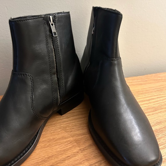 ASOS Zip-up Chelsea Boot - NWOT - Picture 4 of 4